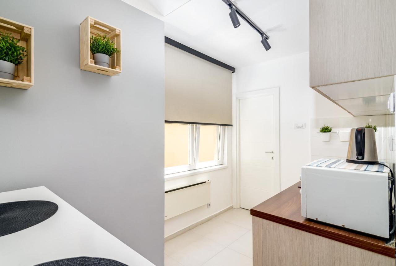 Apartment Enigma Belgrado Exterior foto